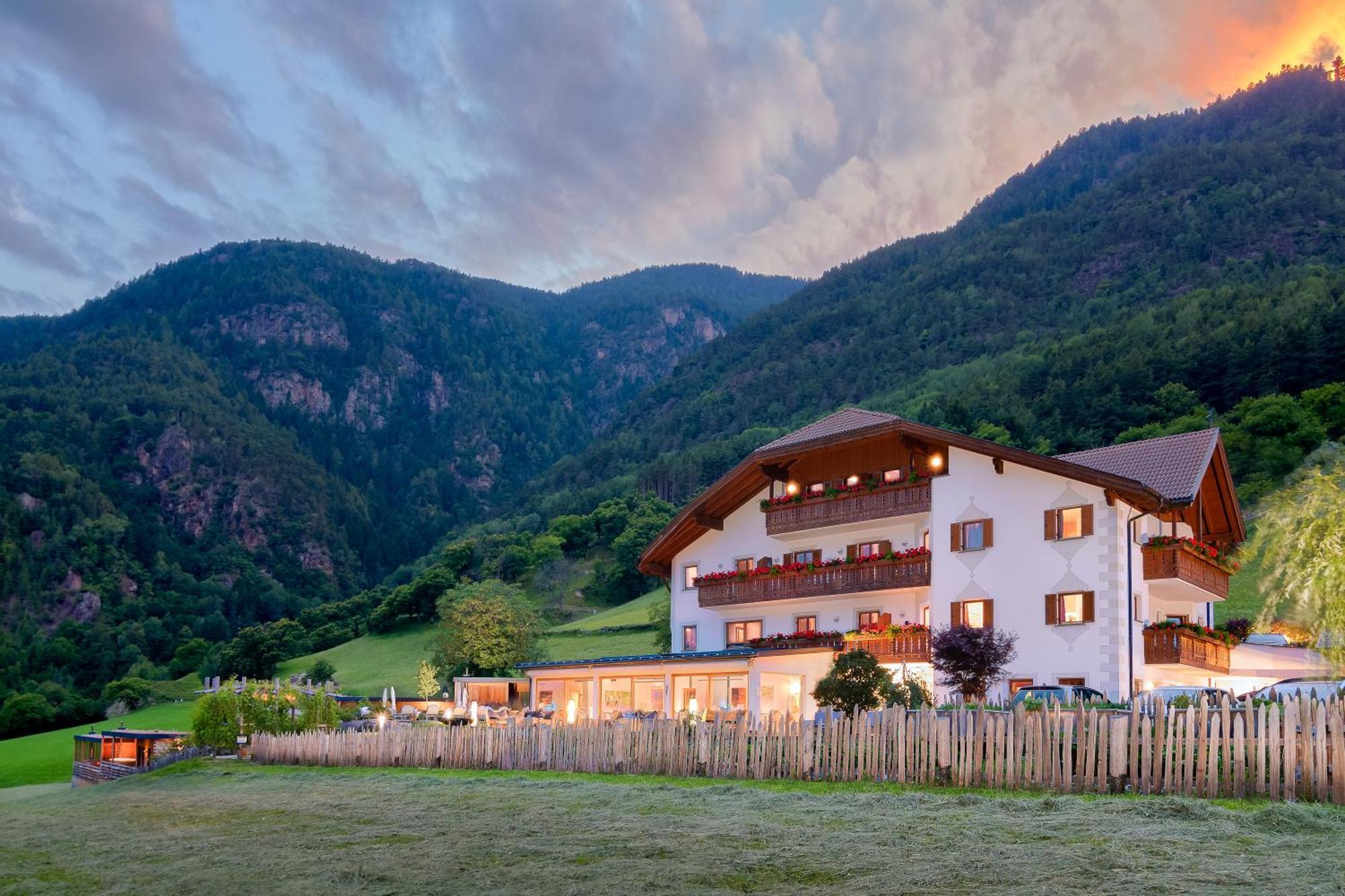 Hotel-Chalet Pennhof Barbiano  Esterno foto